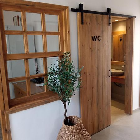 Hotel Flisvos Megalochori  Екстер'єр фото