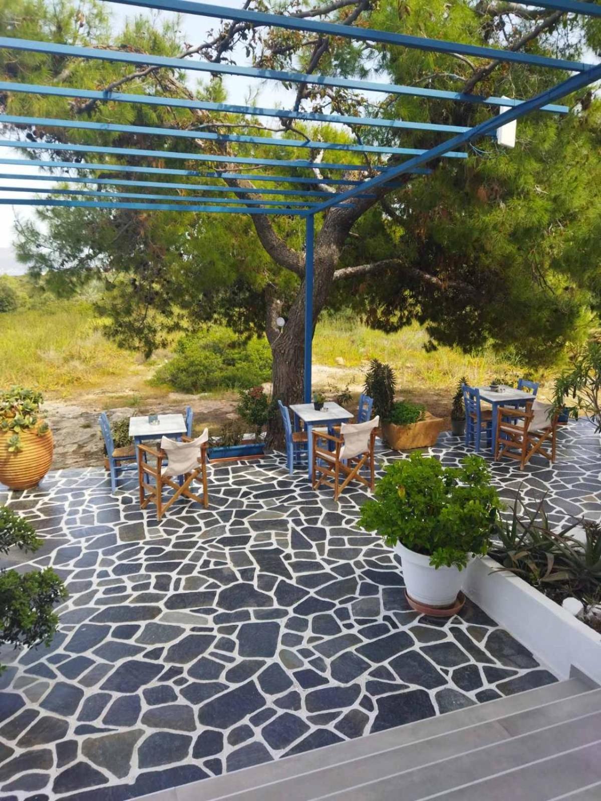 Hotel Flisvos Megalochori  Екстер'єр фото